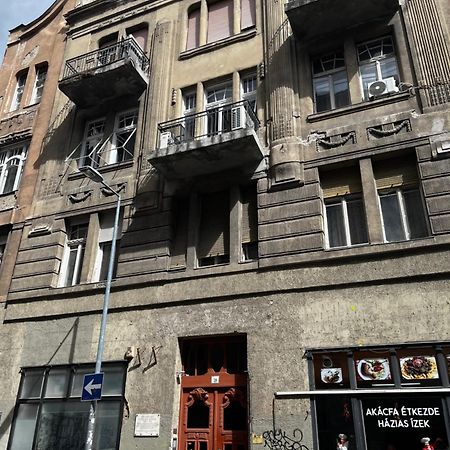 A+ Budapest Downtown Apartments Akacfa Budapeste Exterior foto